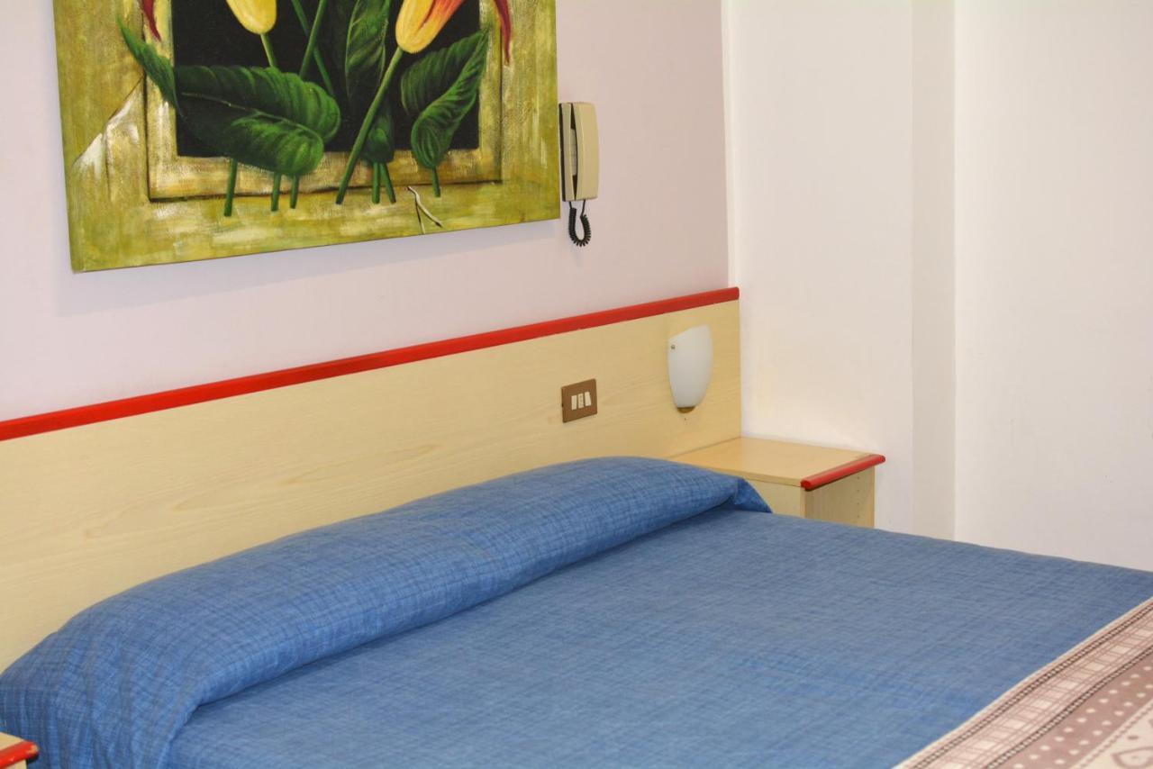 Hotel La Madunina Varazze Exteriér fotografie